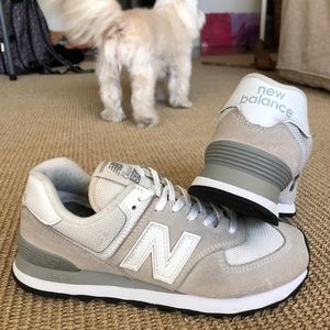 white athleisure new balance sneakers 574 7.5